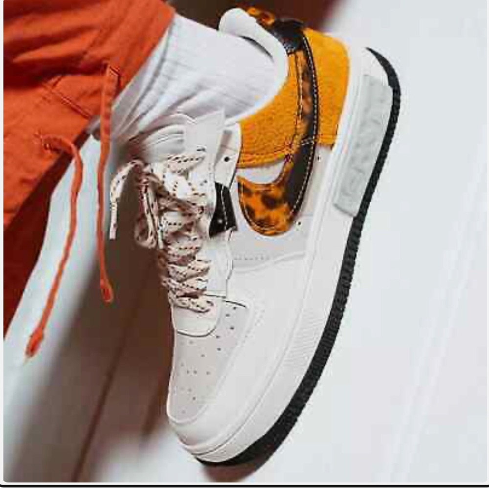 NIKE Air Force 1 Fontanka